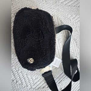 Black Sherpa Fanny Pack with Gold Logo lululemon